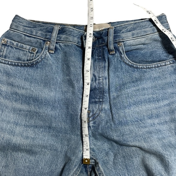 Everlane The High-Rise Cheeky Straight Jean - Picture 10 of 11